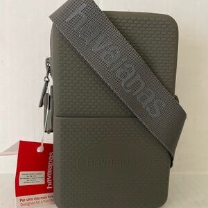 NWT Havaianas Street Bag, Military Grey